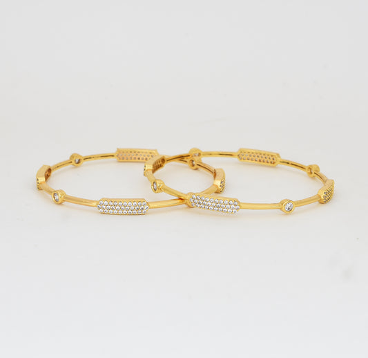 White Exquisite Two Bangles - Y022028
