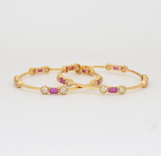 White Magenta Avneet Two Bangles - Y062071