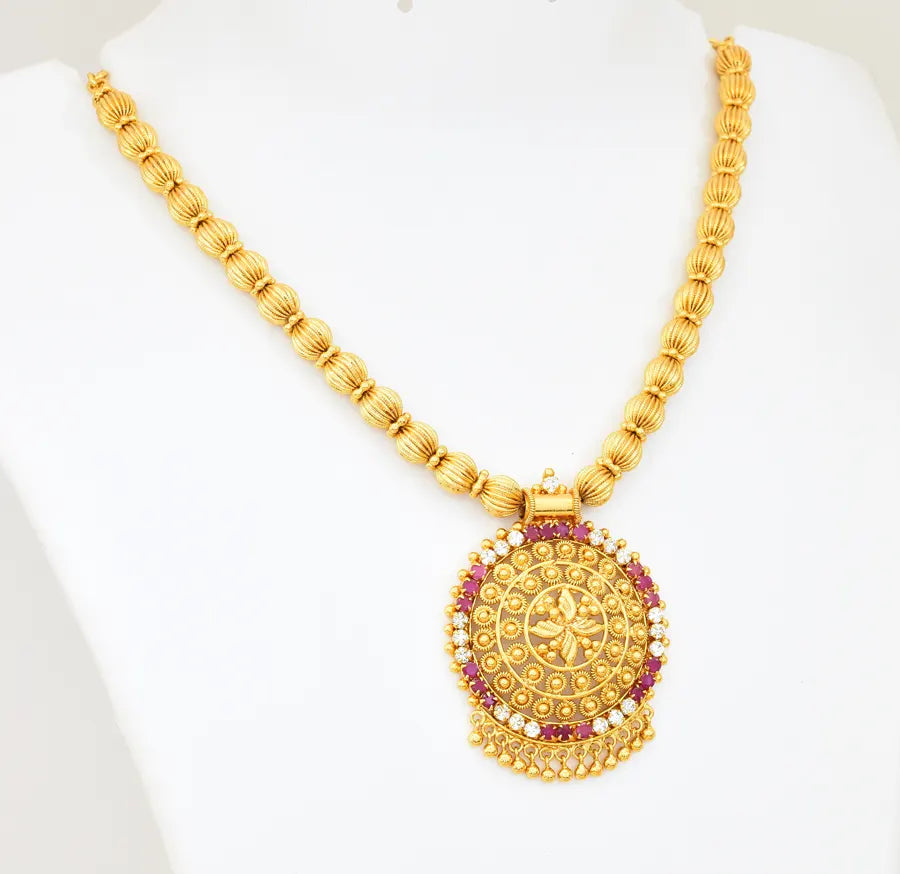 White Magenta Sehra Pendant With Chain - V021400