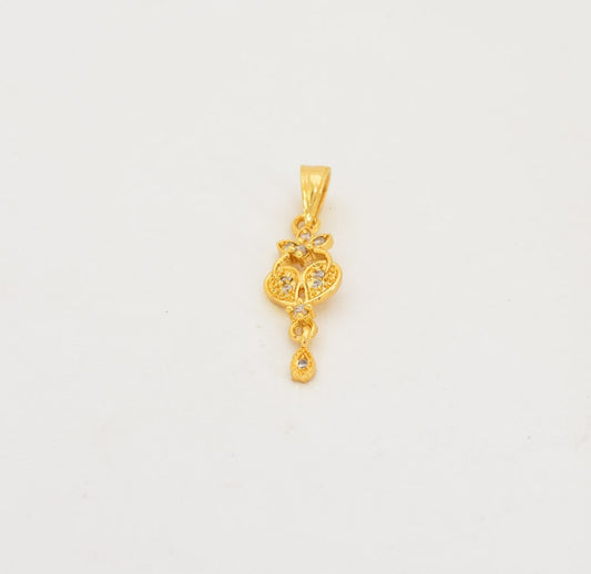 White Zinnia Pendant - S07326