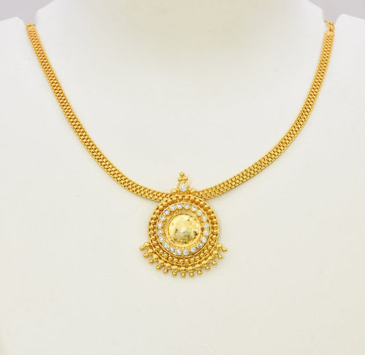 White Ekisha Necklace - T09771