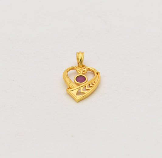 Magenta Nargis Pendant - T11942