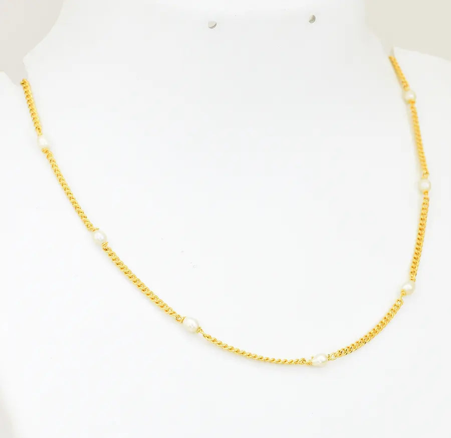 Medium Small Pearl Curb Link Chain 15 Inches - W061826