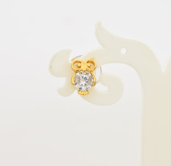White Owl Stud - S07346