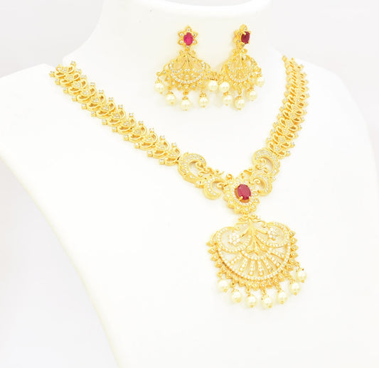 White Magenta Zunairah Necklace With Dangler - T02541