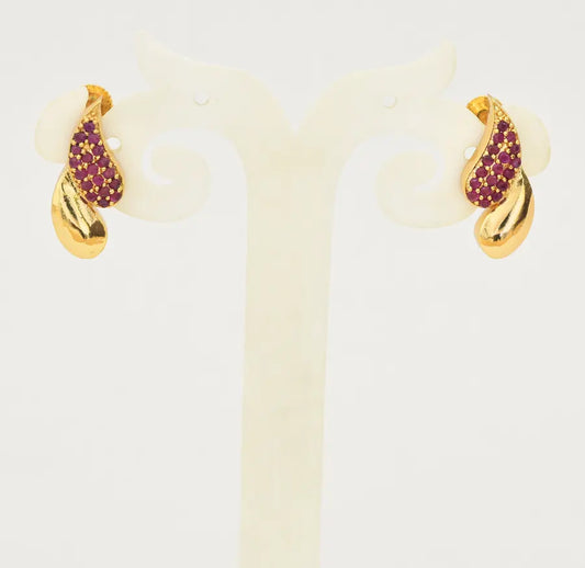 Magenta Zoey Stud - W111928