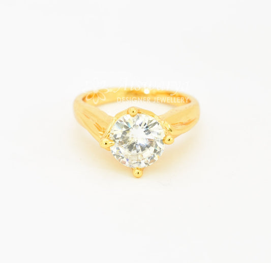 White Stone Ring - S0324