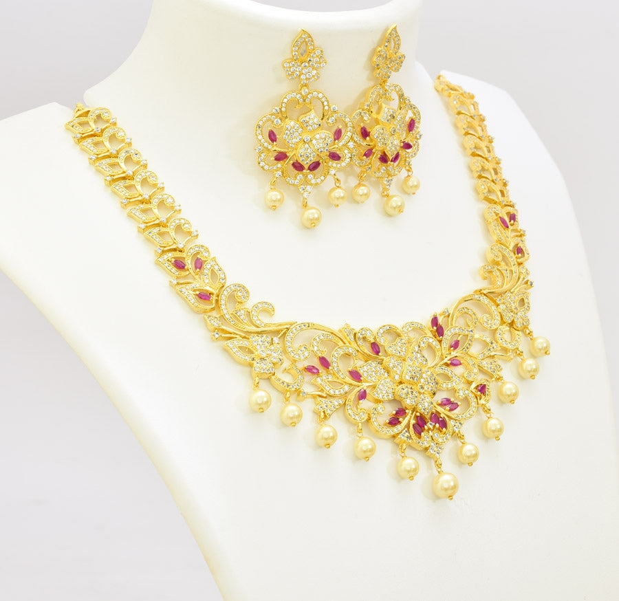 White Magenta Wallflower Necklace With Drops - S12463