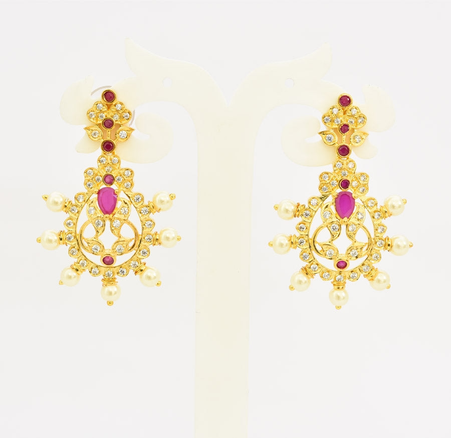 White Magenta Tansy Necklace With Drops - S12467