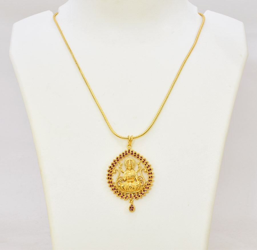 Magenta Leafy Lakshmi Pendant With Chain - T03549